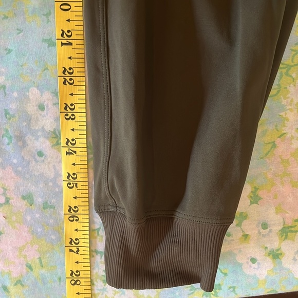 Lululemon | Keep Moving Jogger Pull On Performance Green Size 6 Workout Luxtreme - Picture 11 of 11